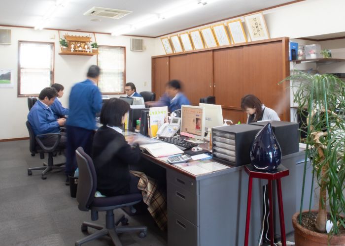 愛進物流　アオイトランスポート　愛知県豊橋市　運送会社　高評価